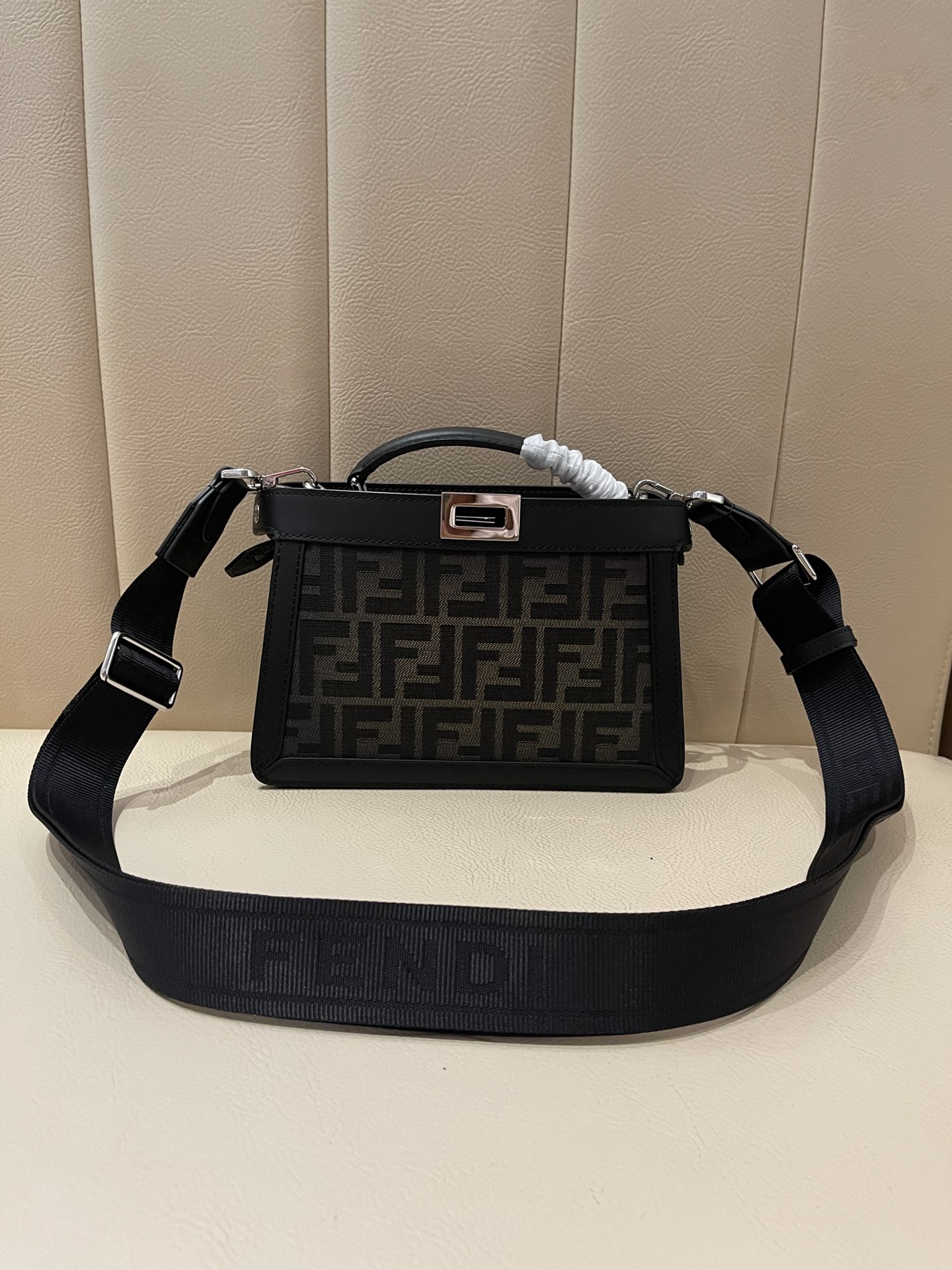 wsxc1777304912270_0 Fendi Fashion Bag - Image 1