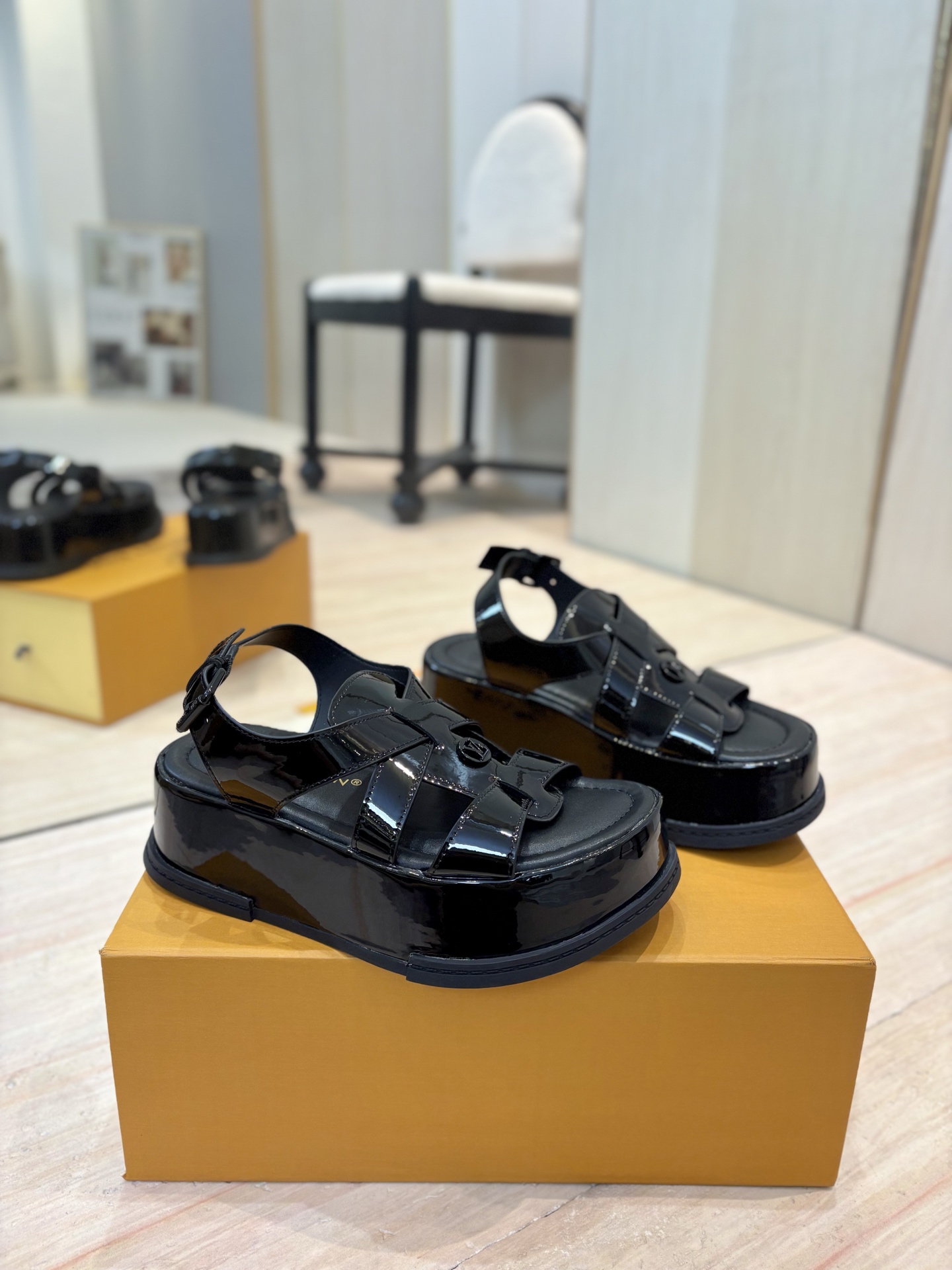wsxc1777315355460_0 Louis Vuitton Fashion Sandals - Image 1