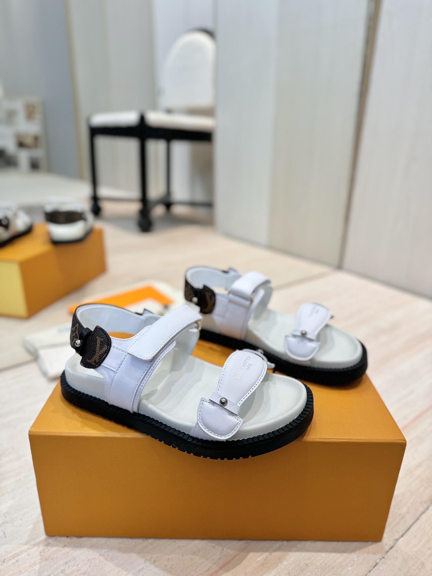 wsxc1777315429440_0 Louis Vuitton Fashion Sandals - Image 1