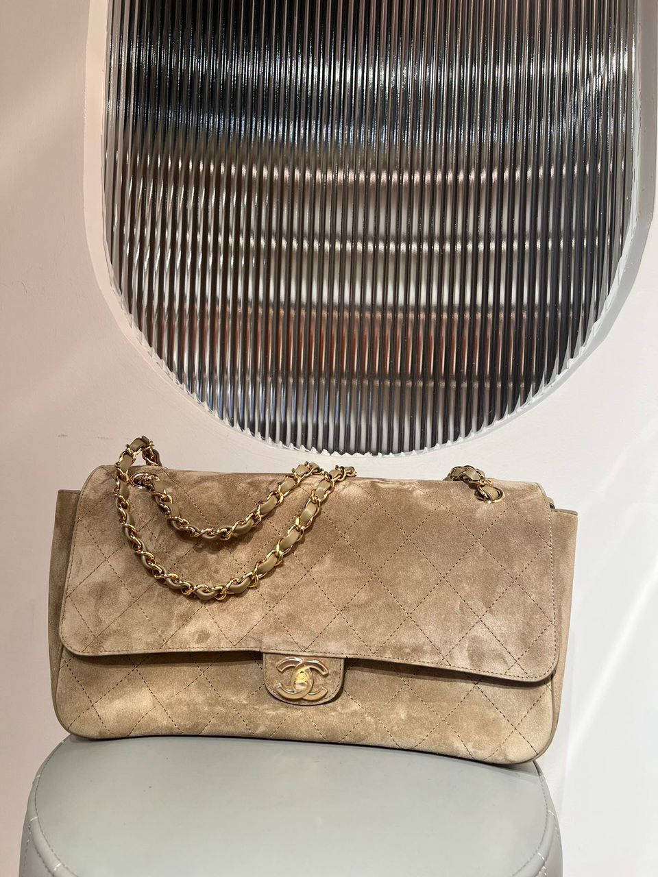 61bfdf53-68e6-4387-9673-68d77d8d9736 Chanel bag - Image 1