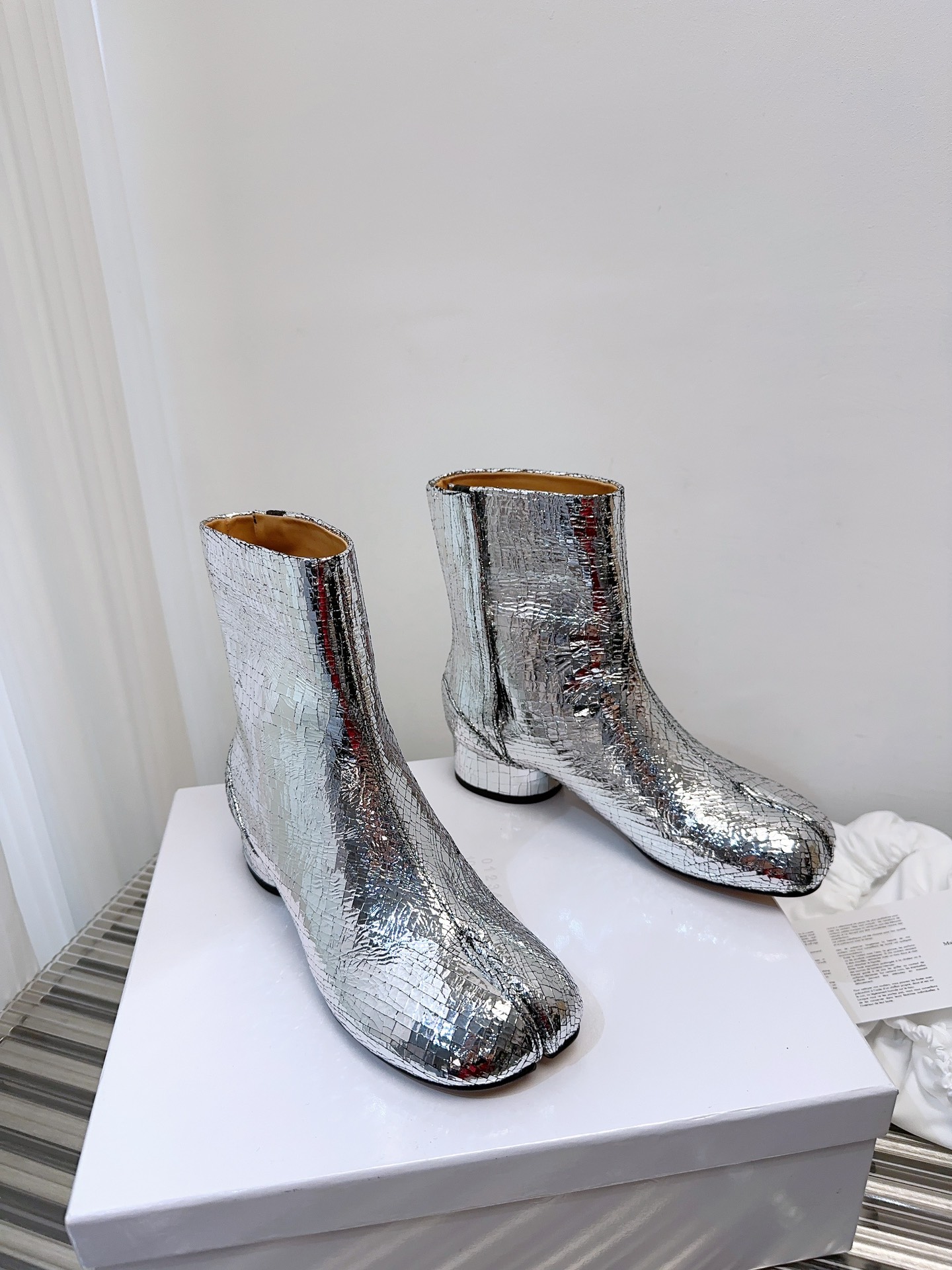 wsxc1778202591910_0 Maison Margiela Fashion Boots - Image 1