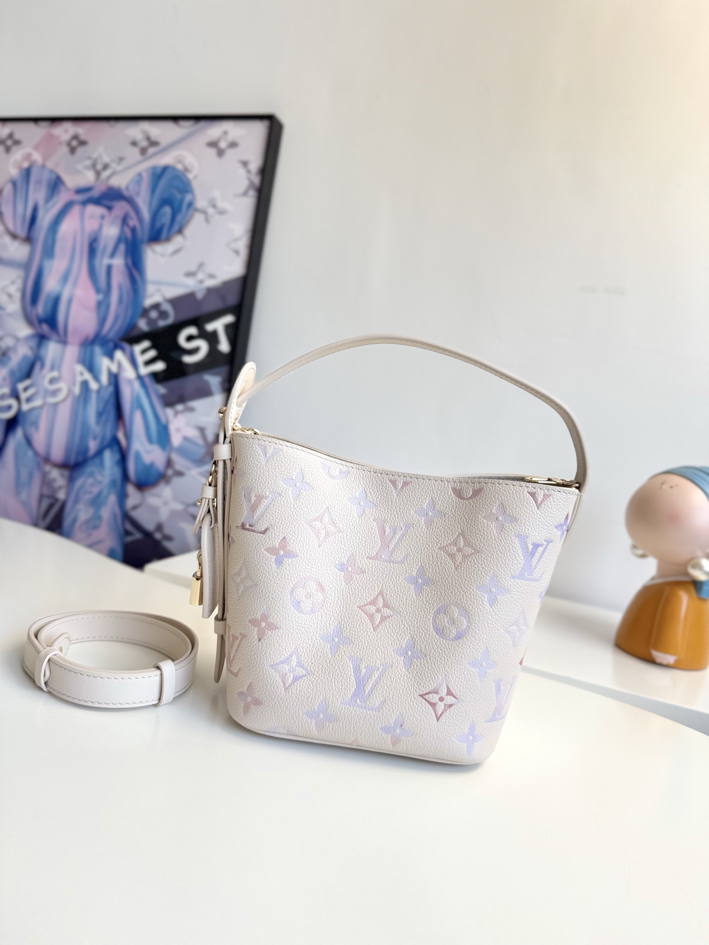 wsxc1778428391377_0 Louis Vuitton Fashion Bag - Image 1