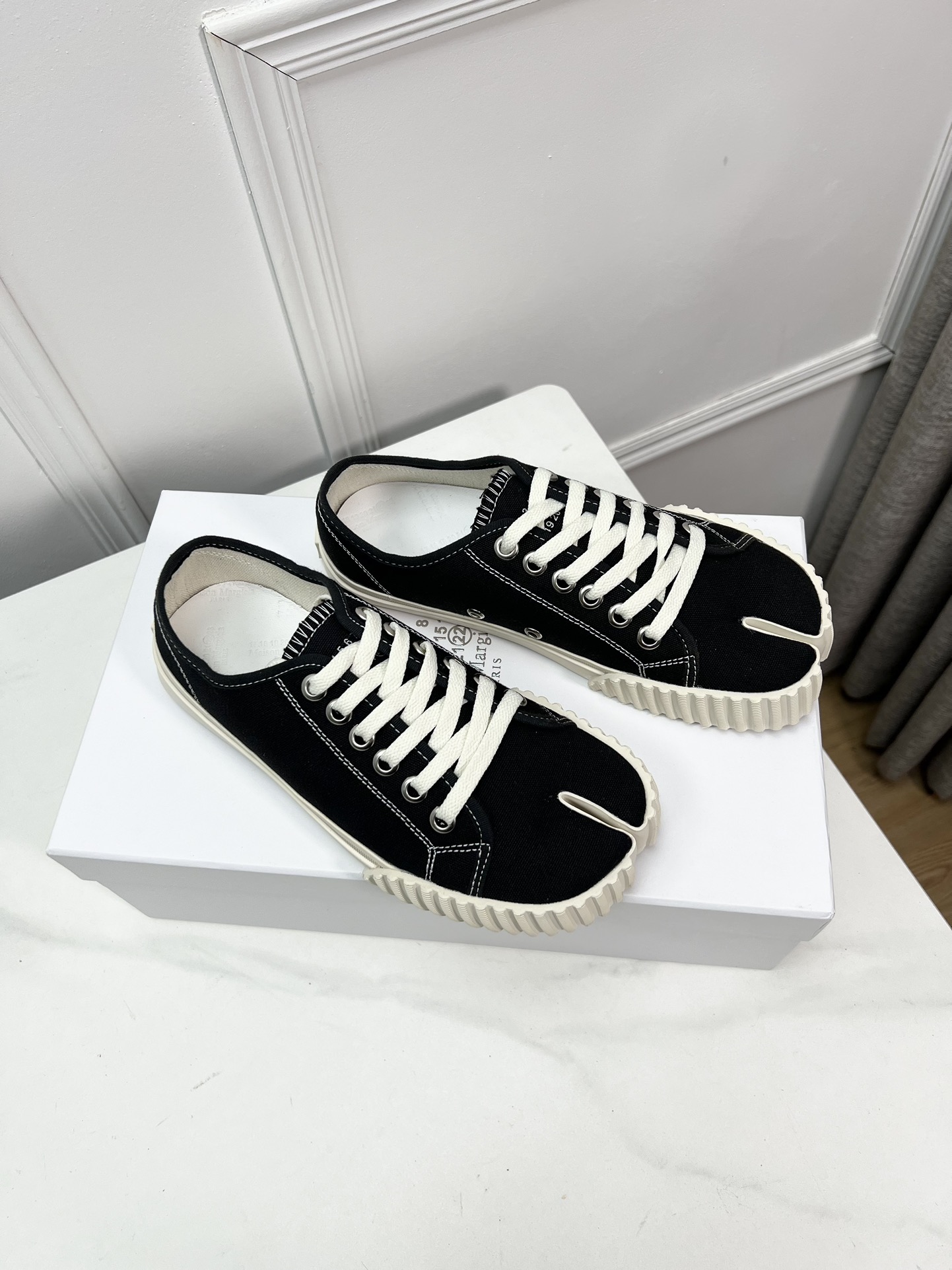wsxc1778506278733_2 Maison Margiela Fashion Shoes - Image 1