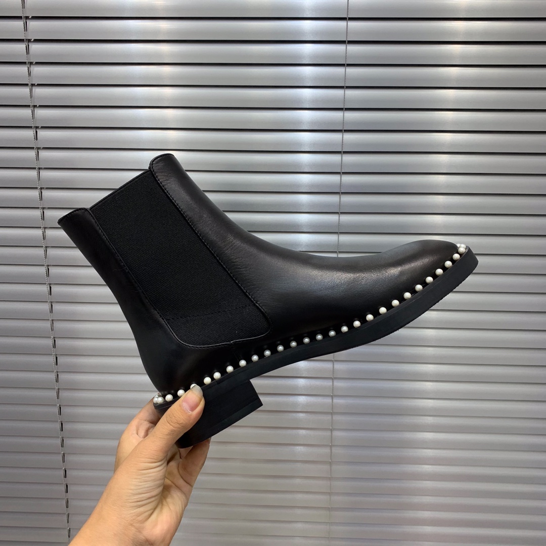 wsxc1778552189957_0 Stuart Weitzman Fashion Boots - Image 1