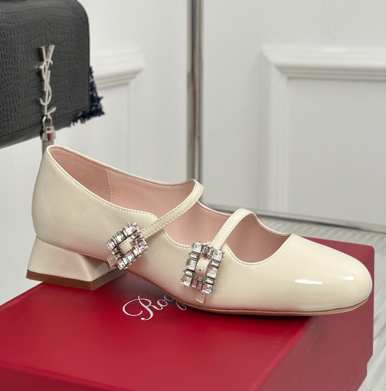 wsxc1778556383872_0 Roger Viver Fashion Shoes - Image 1