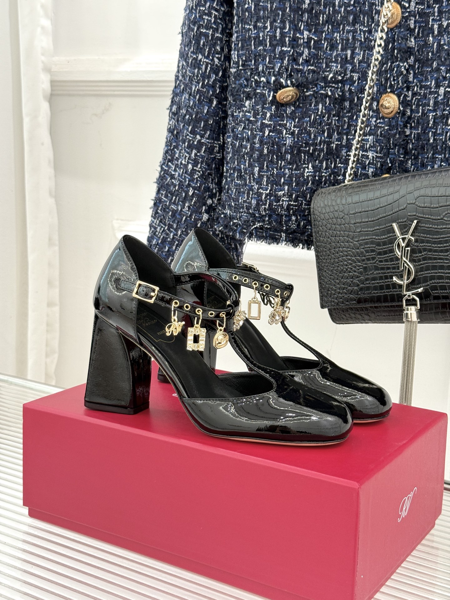 wsxc1778556819464_0 Roger Viver Fashion High Heels - Image 1