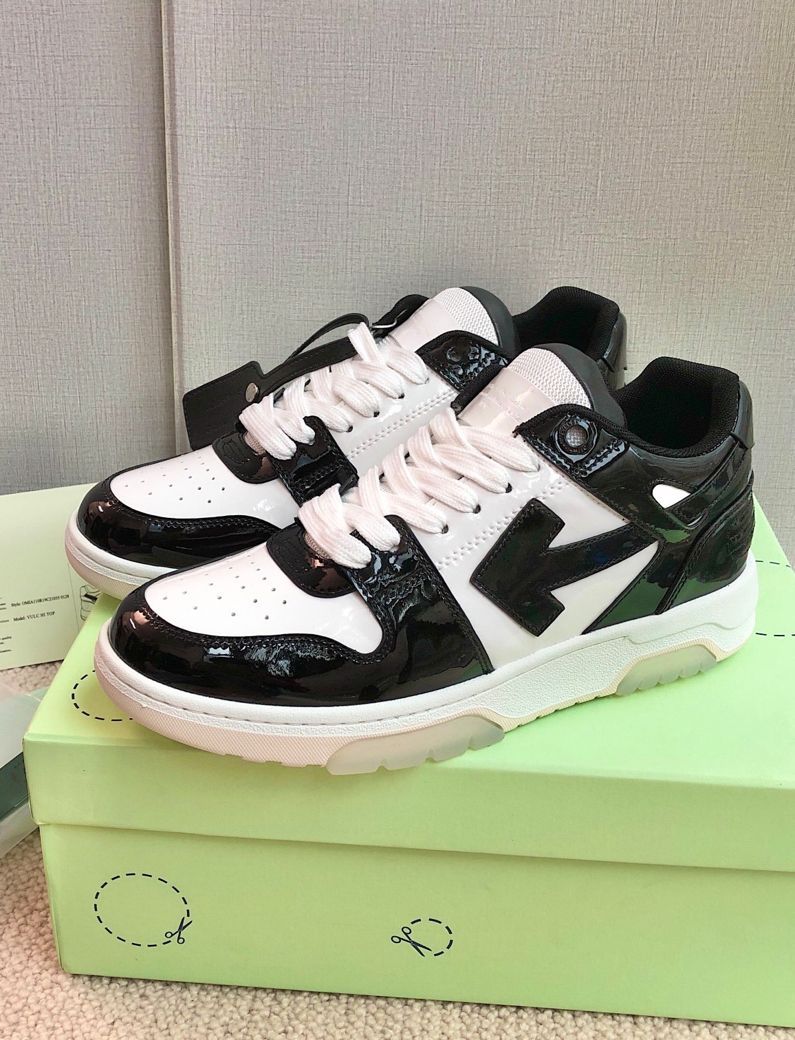 wsxc1778678633261_0 OFF-WHITE Fashion Shoes - Image 1