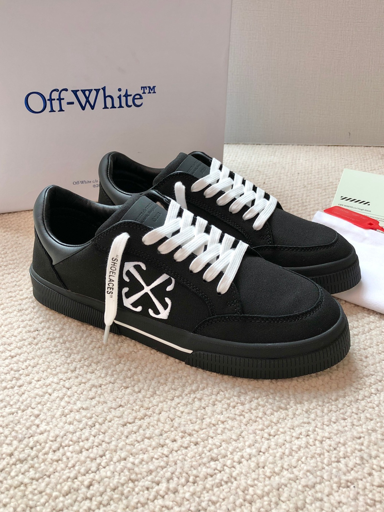 wsxc1778679677221_0 OFF-WHITE Fashion Shoes - Image 1