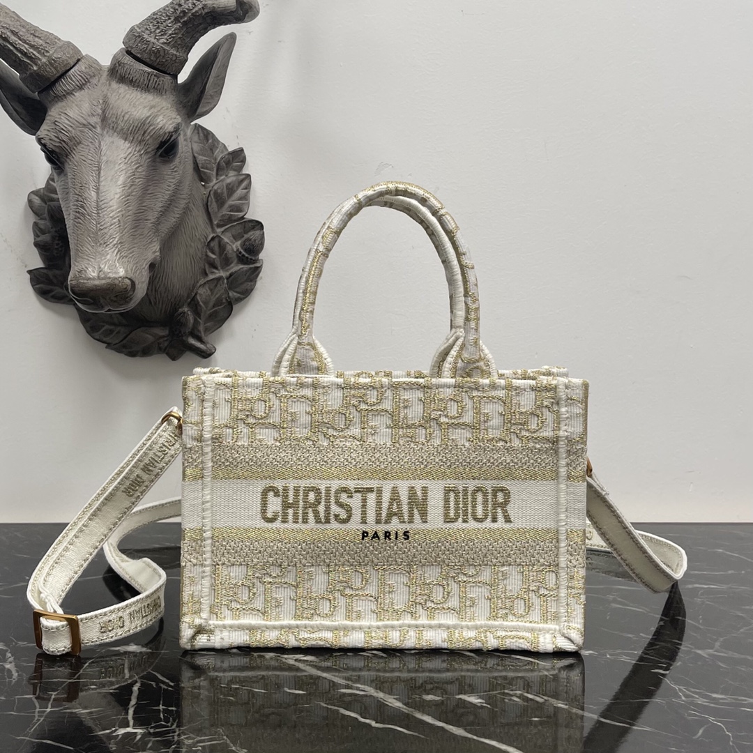 wsxc1779281384120_0 Dior Fashion Bag - Image 1