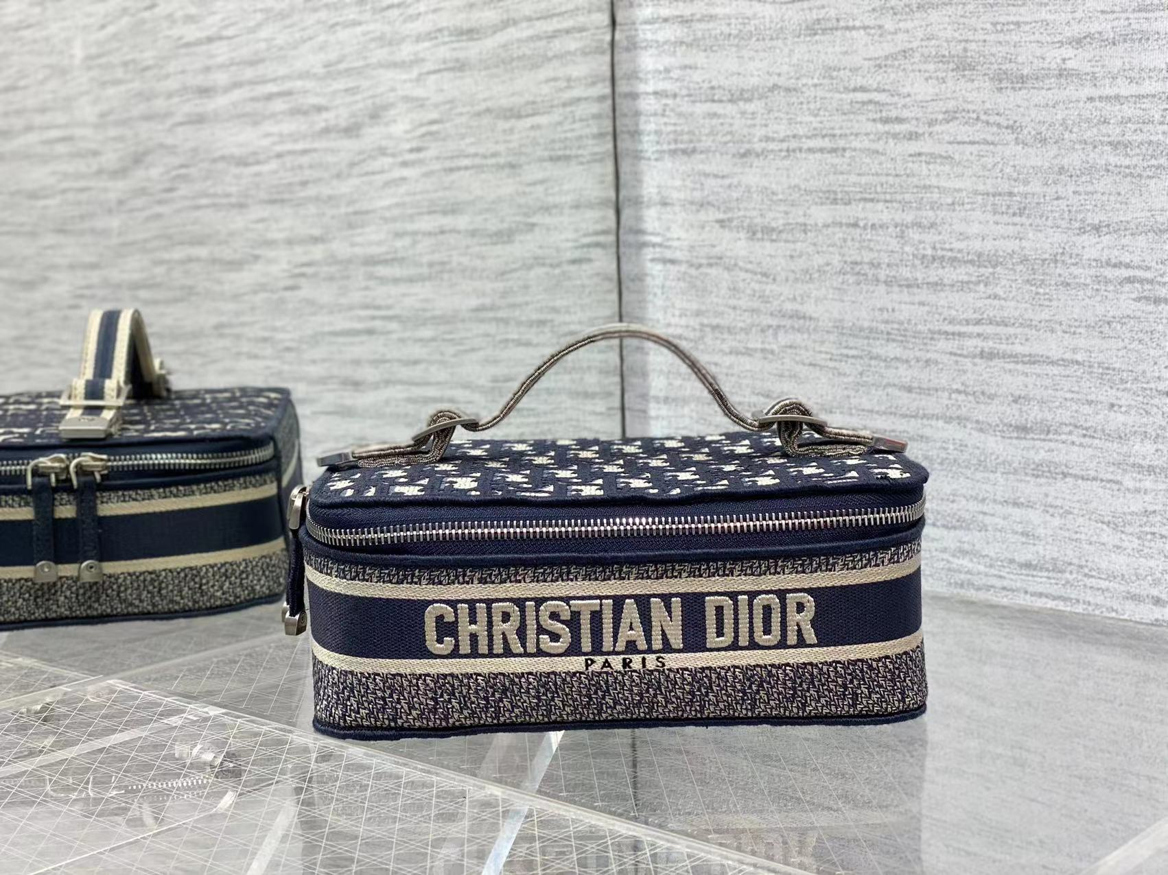 wsxc1779283952272_0 Dior Fashion Bag - Image 1