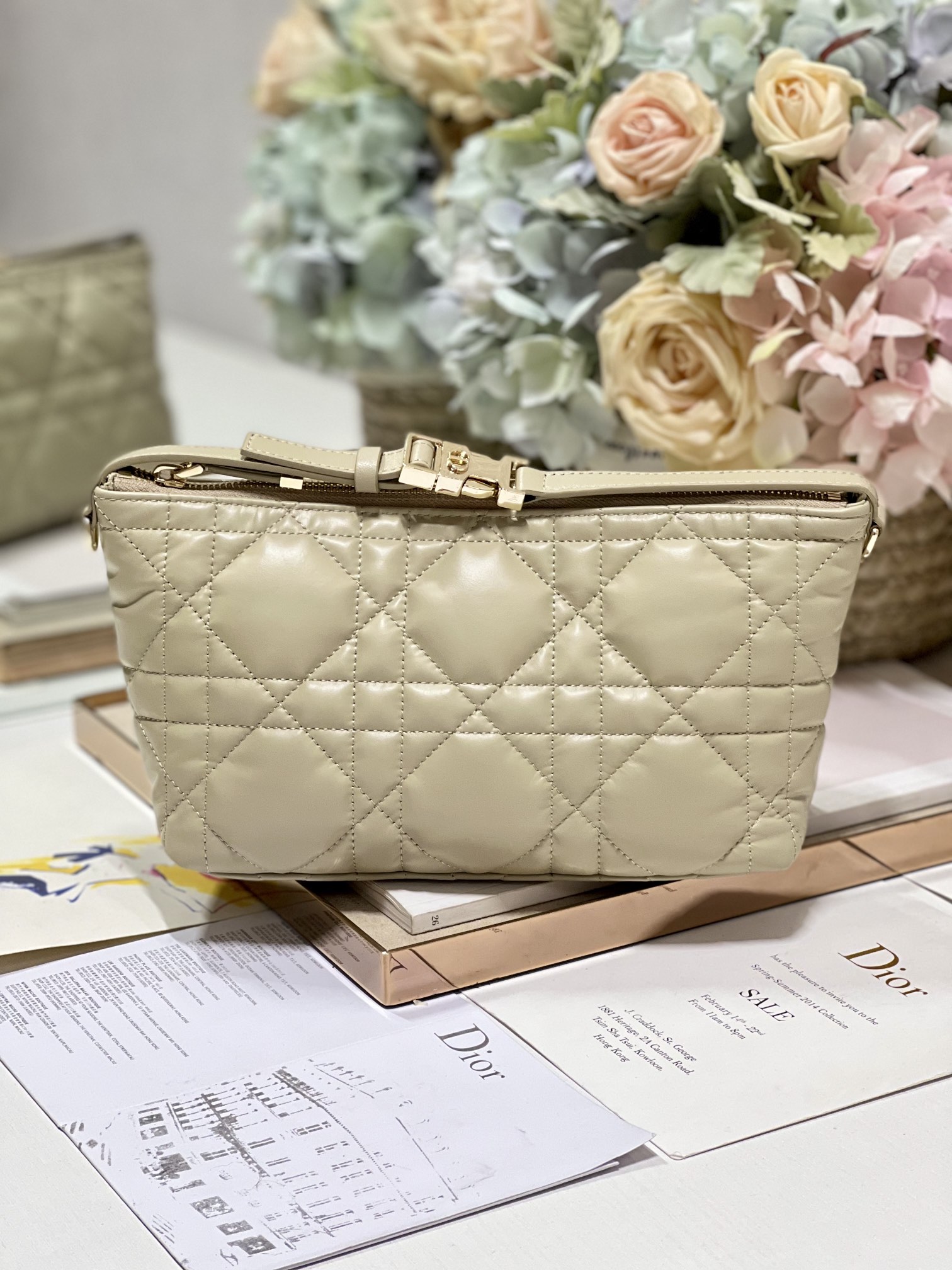 wsxc1779470199776_0 Dior Fashion Bag - Image 1