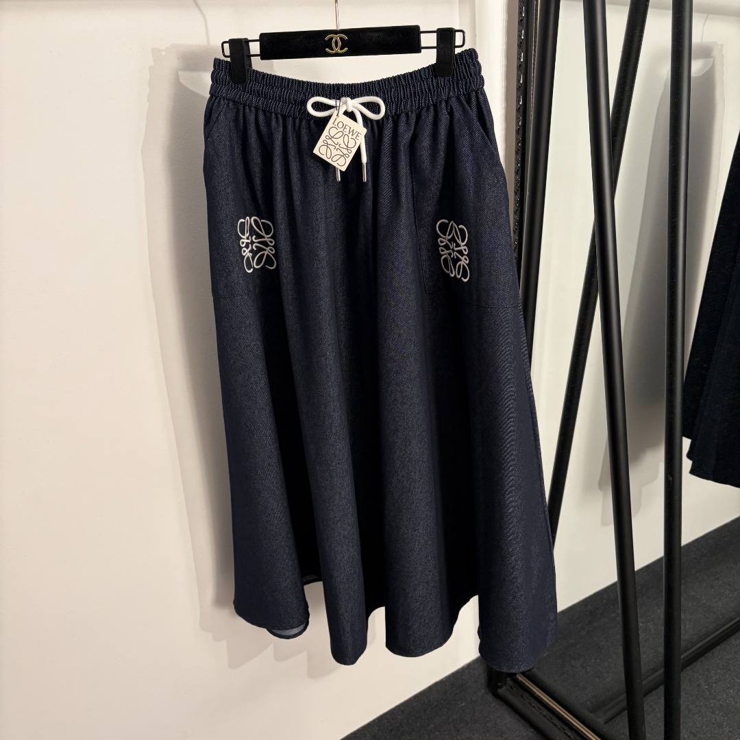 wsxc1779503438092_0 Loewe skirt - Image 1