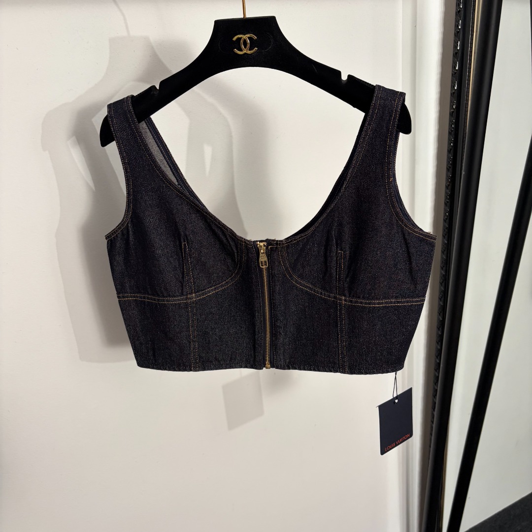 wsxc1779725283794_0 Louis Vuitton shirt - Image 1