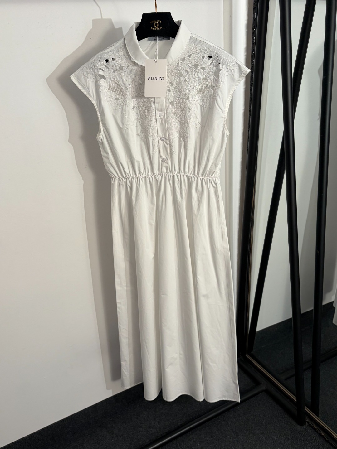 wsxc1779760155311_0 Valentino dress - Image 1