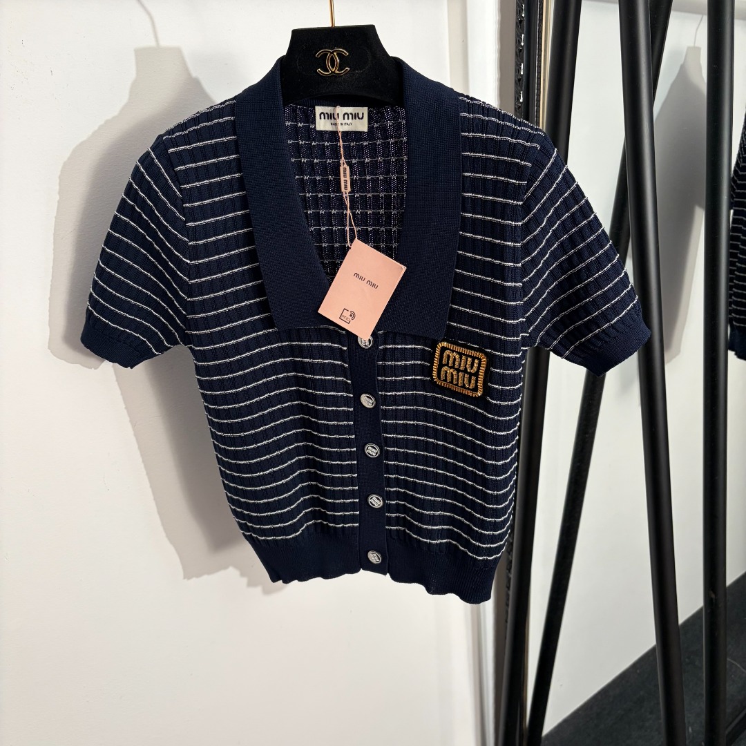 o_1jknajts238mvgm3sr1gdieo124 Miu Miu shirt - Image 1