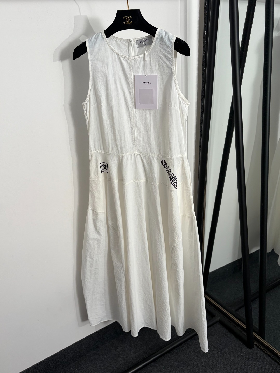 wsxc1780928470539_0 Chanel dress - Image 1