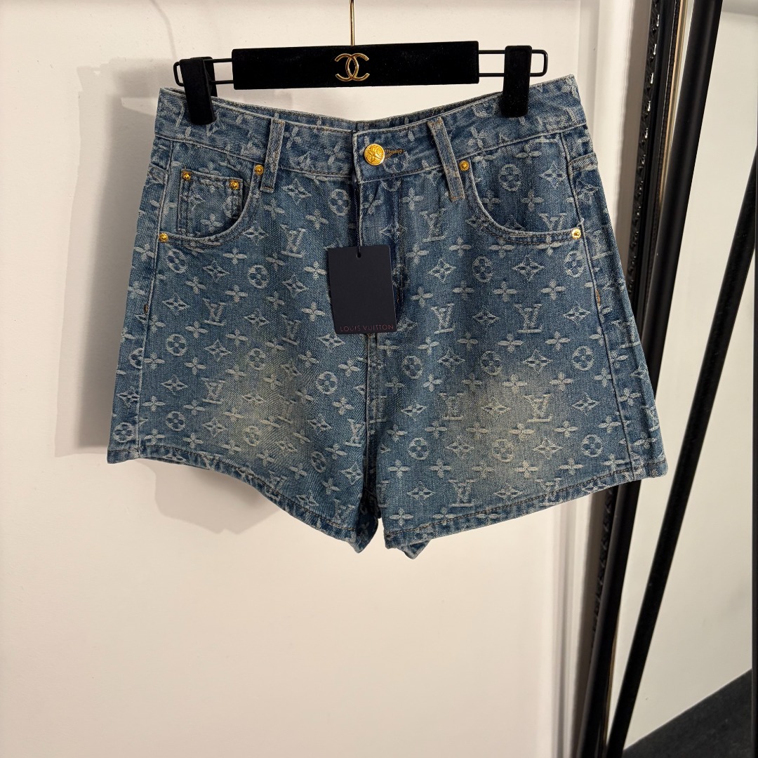 wsxc1781002105016_0 Louis Vuitton jeans - Image 1
