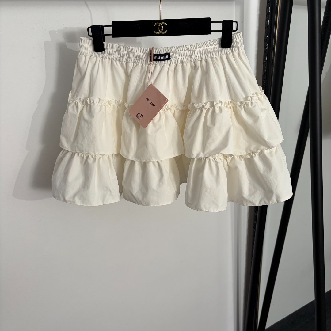 wsxc1781002815277_0 Miu Miu Skirt - Image 1