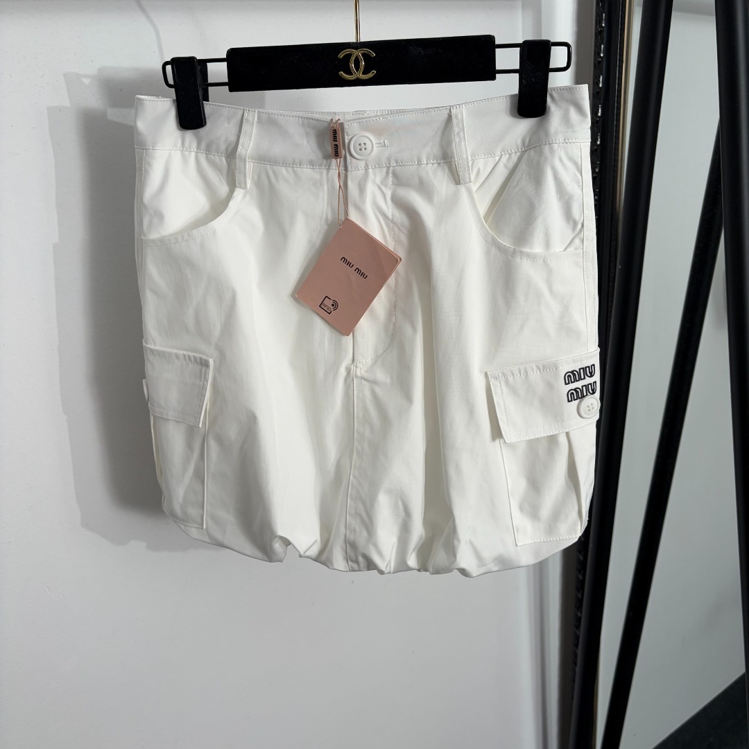 wsxc1781002844301_0 Miu Miu Skirt - Image 1