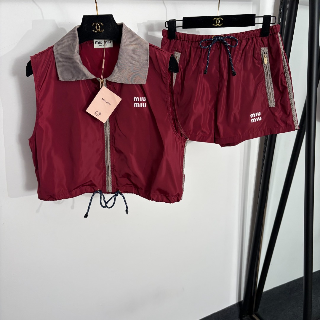 wsxc1781113512167_0 Miu Miu set - Image 1