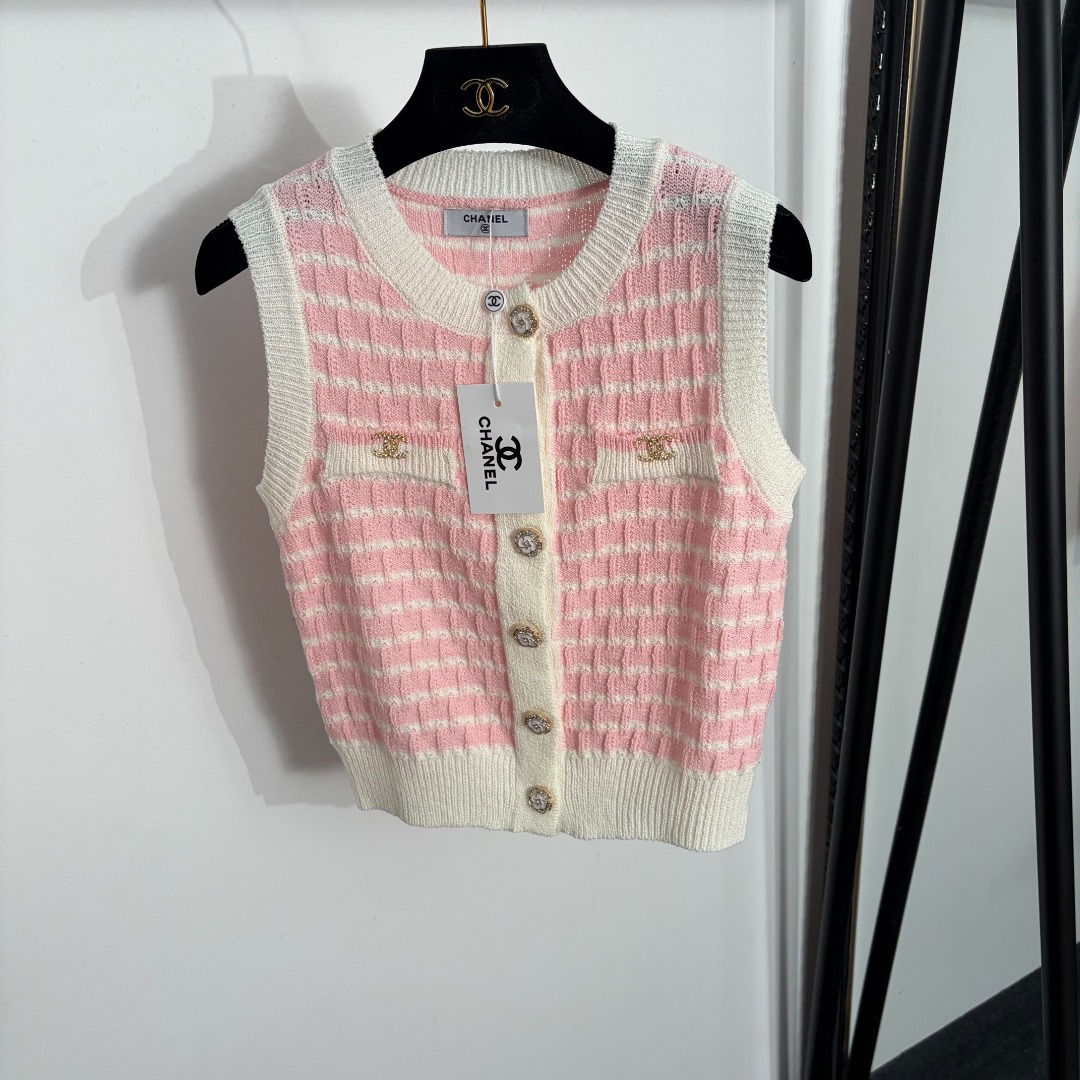 wsxc1781191640182_0 Chanel shirt - Image 1