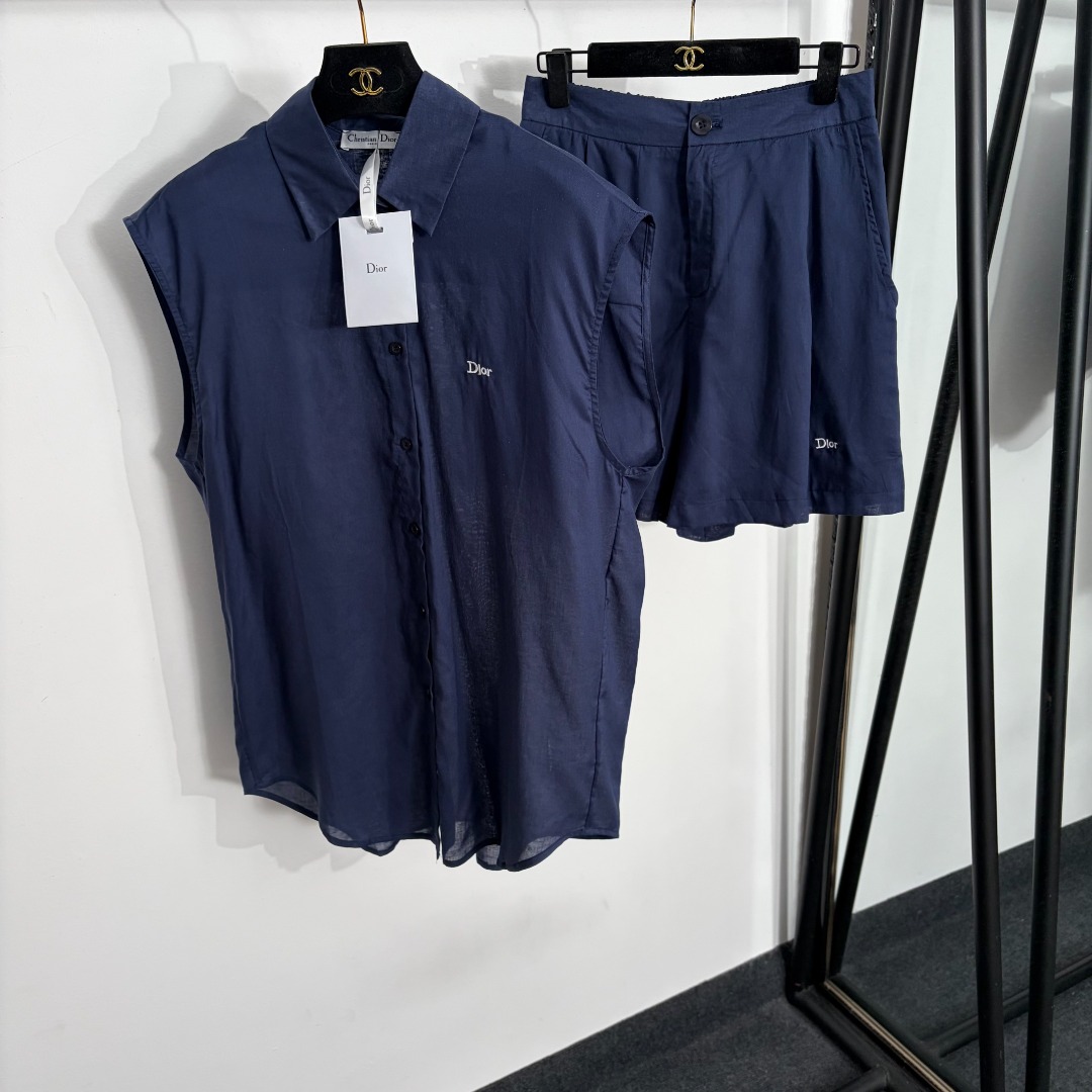 wsxc1781886176848_0 Dior set - Image 1