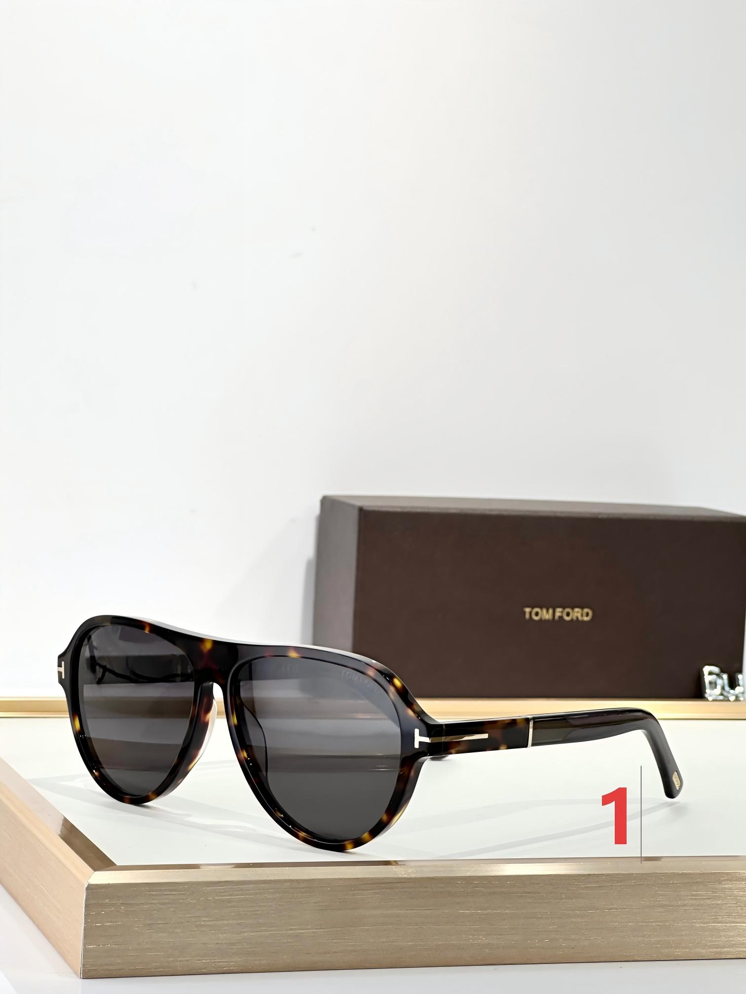 wsxc1782078802703_0 TOM FORD Sunglasses - Image 1