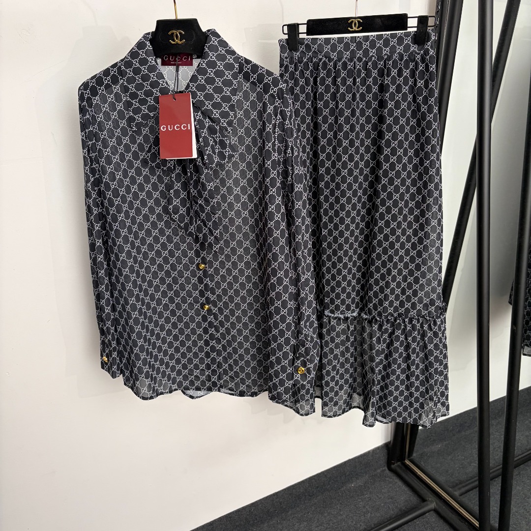 wsxc1782489930729_0 Gucci set - Image 1