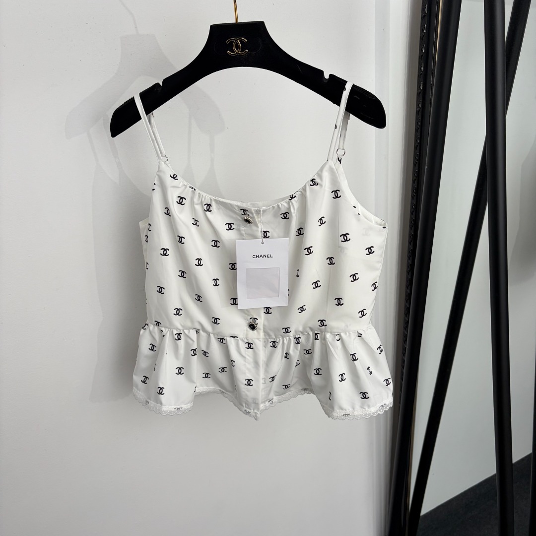 wsxc1782606386783_0 Chanel shirt - Image 1