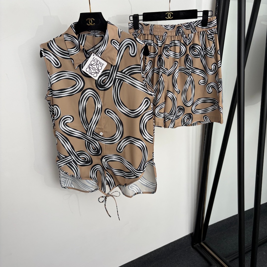 wsxc1782608430977_0 Loewe set - Image 1