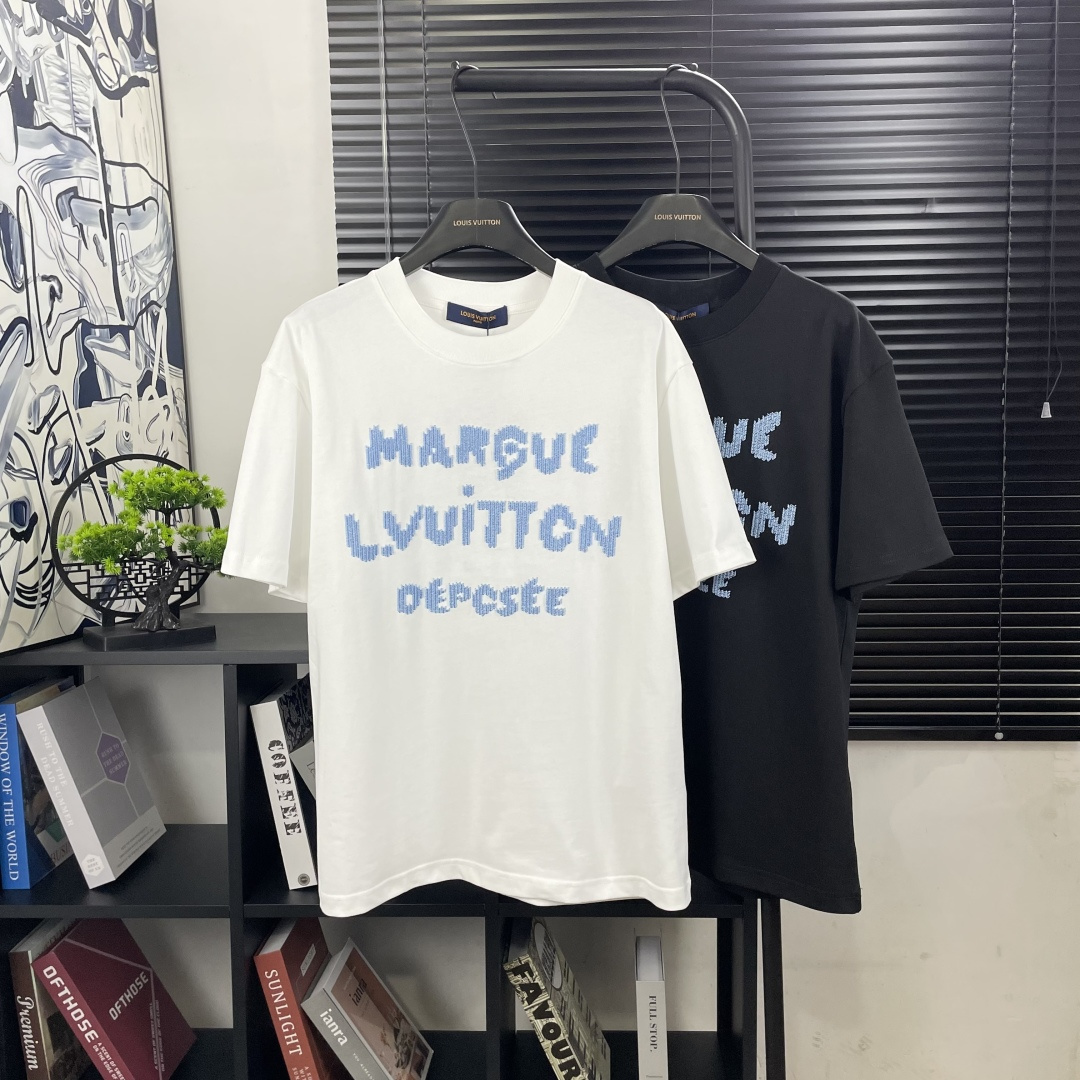 wsxc1783059550323_0 Louis Vuitton shirt - Image 1