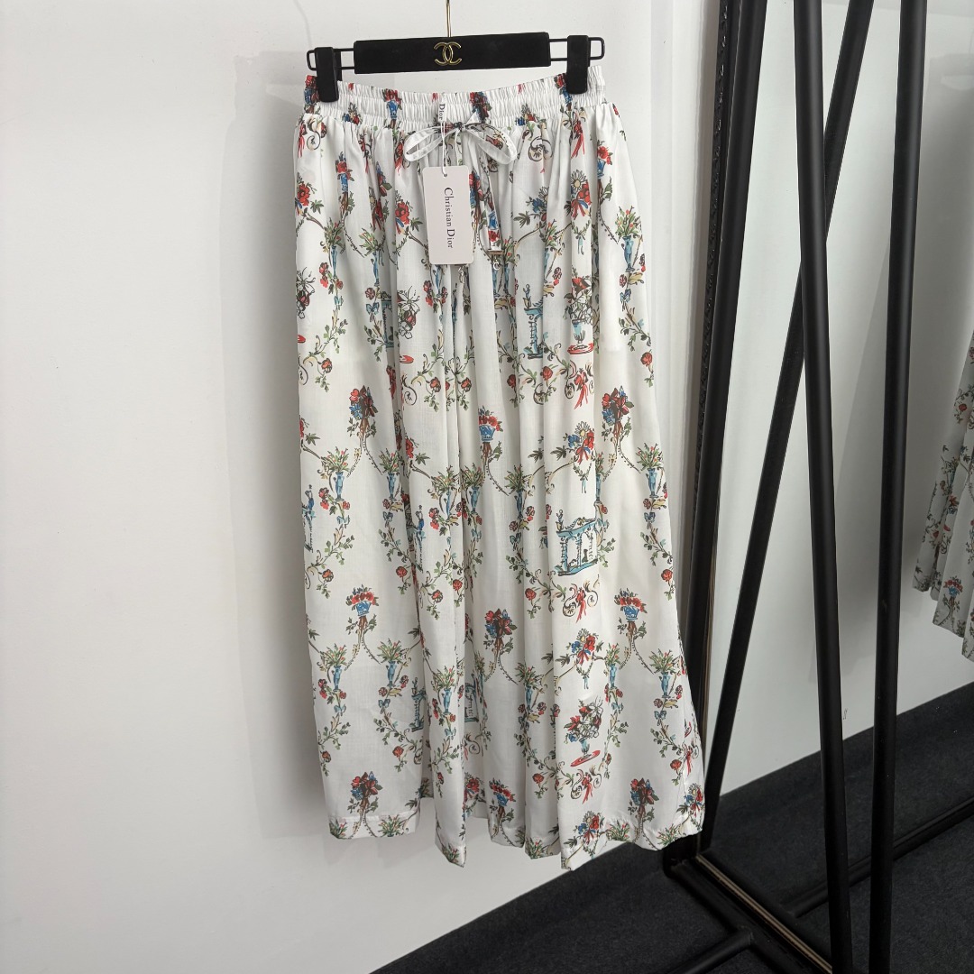 wsxc1783419573604_0 Dior skirt - Image 1