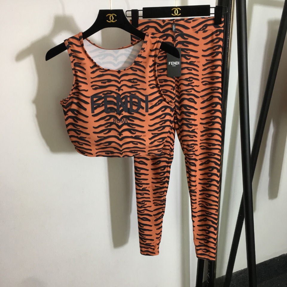 wsxc1783422445964_0 Fendi set - Image 1