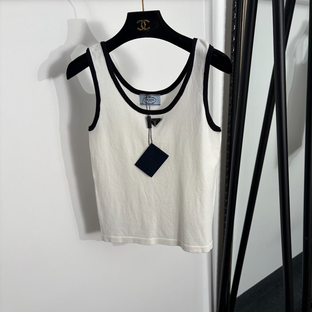 wsxc1783522566322_0 Prada shirt - Image 1