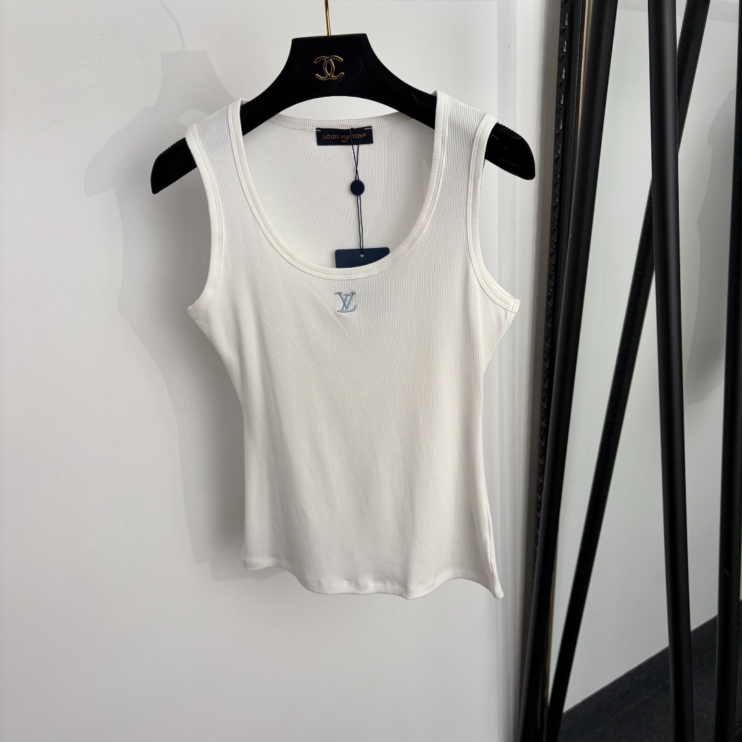 wsxc1783523141148_0 Louis Vuitton shirt - Image 1