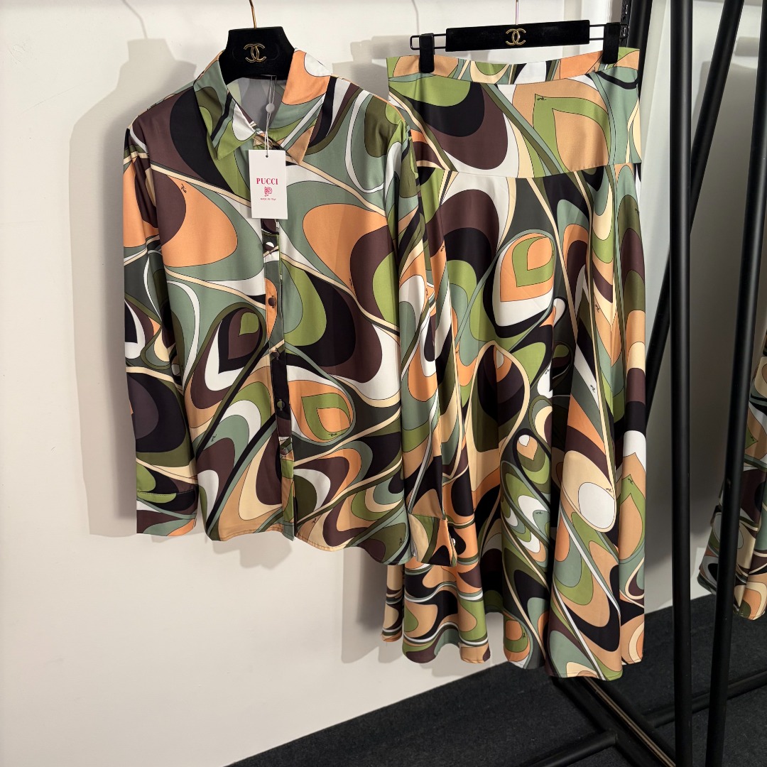 wsxc1783524948452_0 Pucci set - Image 1