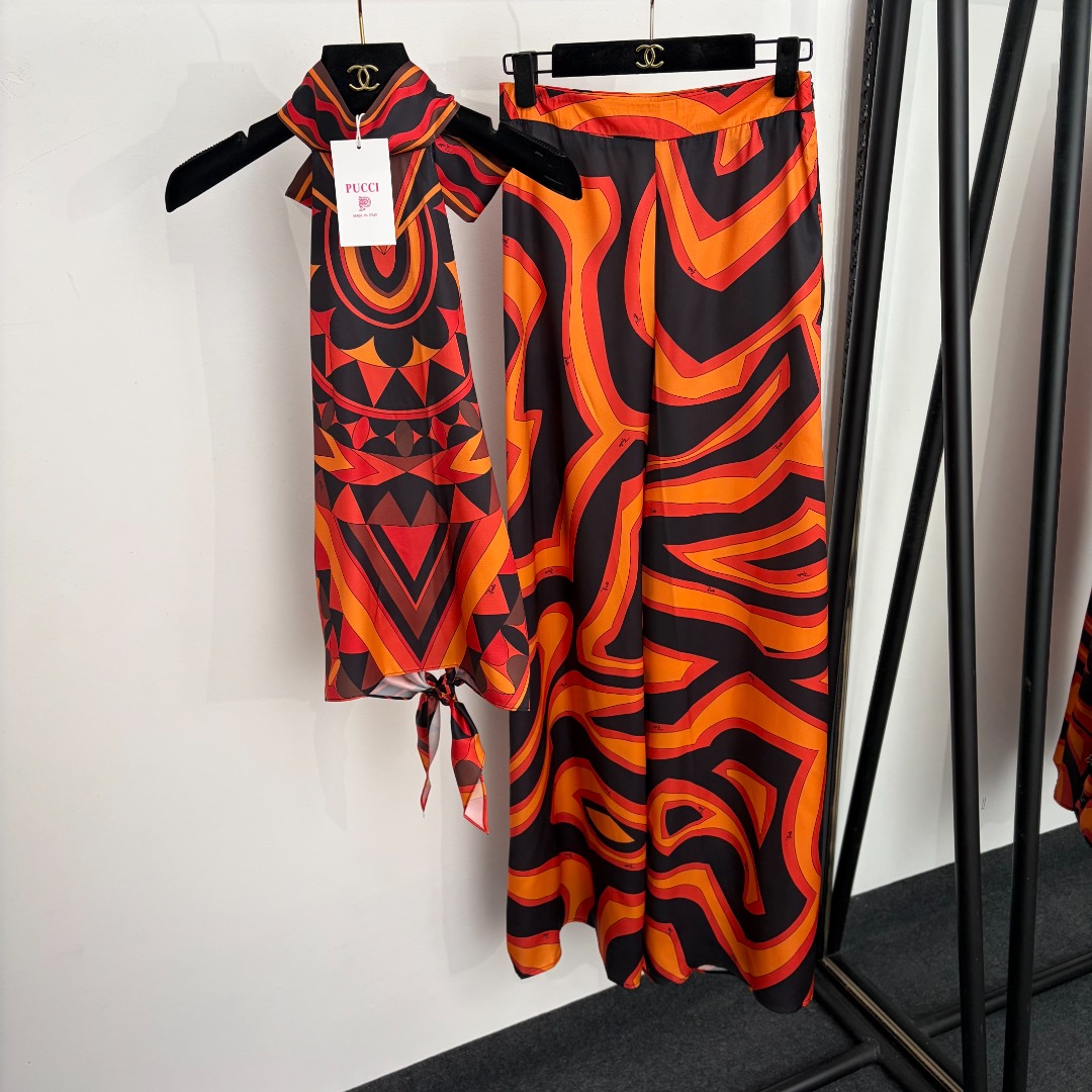 wsxc1784106631552_0 Pucci set - Image 1