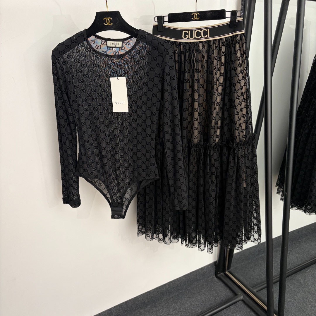 wsxc1784108871211_0 Dior set - Image 1