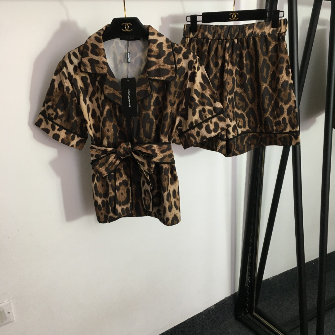 wsxc1784280138718_0 Dolce&Gabbana set - Image 1