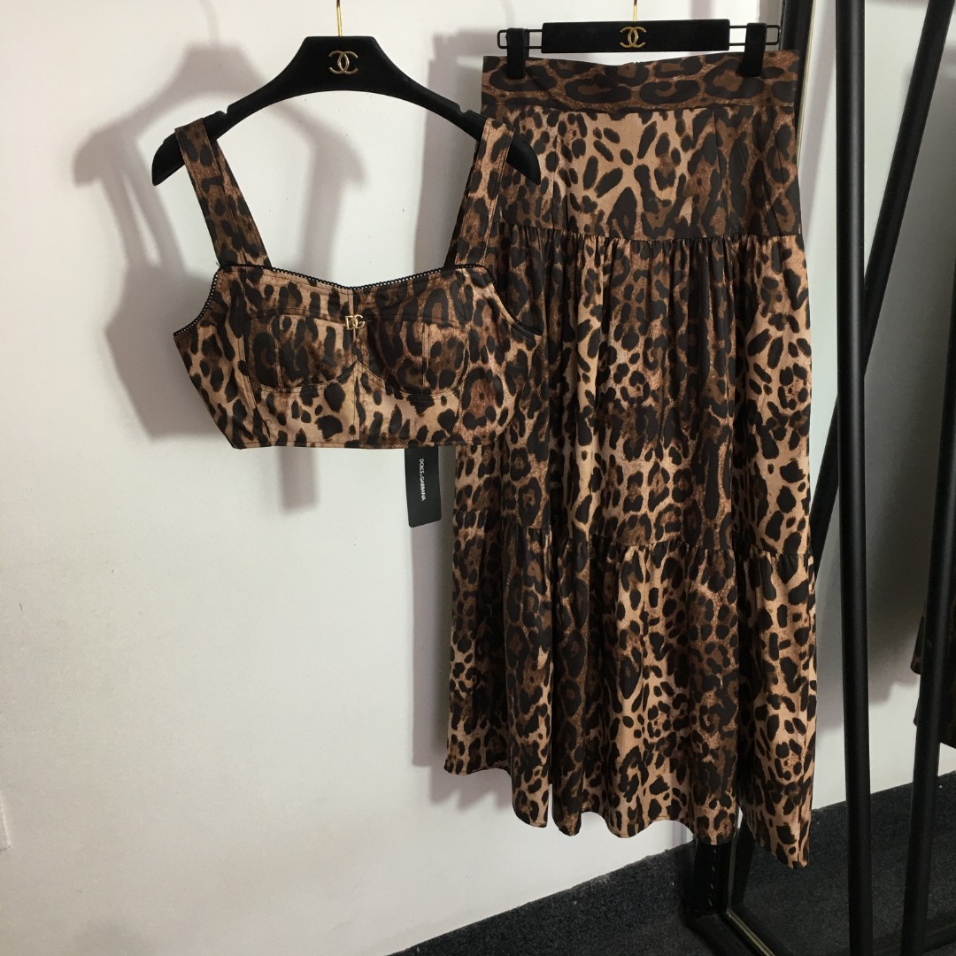 wsxc1784280157656_0 Dolce&Gabbana set - Image 1