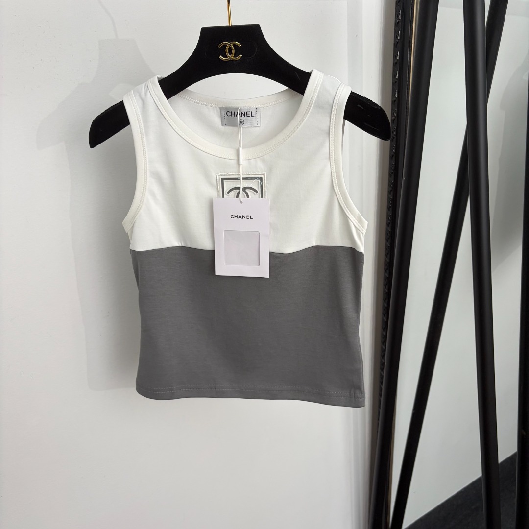 wsxc1784391942124_0 Chanel shirt - Image 1