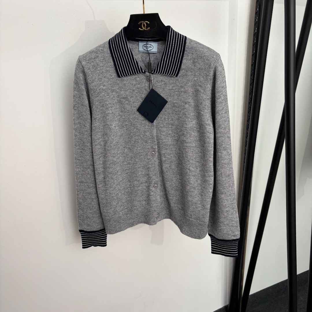wsxc1784803257682_0 Prada shirt - Image 1