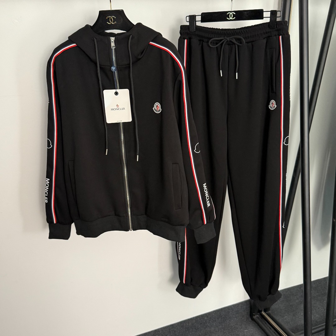 wsxc1784805199194_0 Moncler set - Image 1