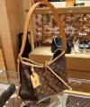 Louis Vuitton CarryAll MM Monogram - Image 3